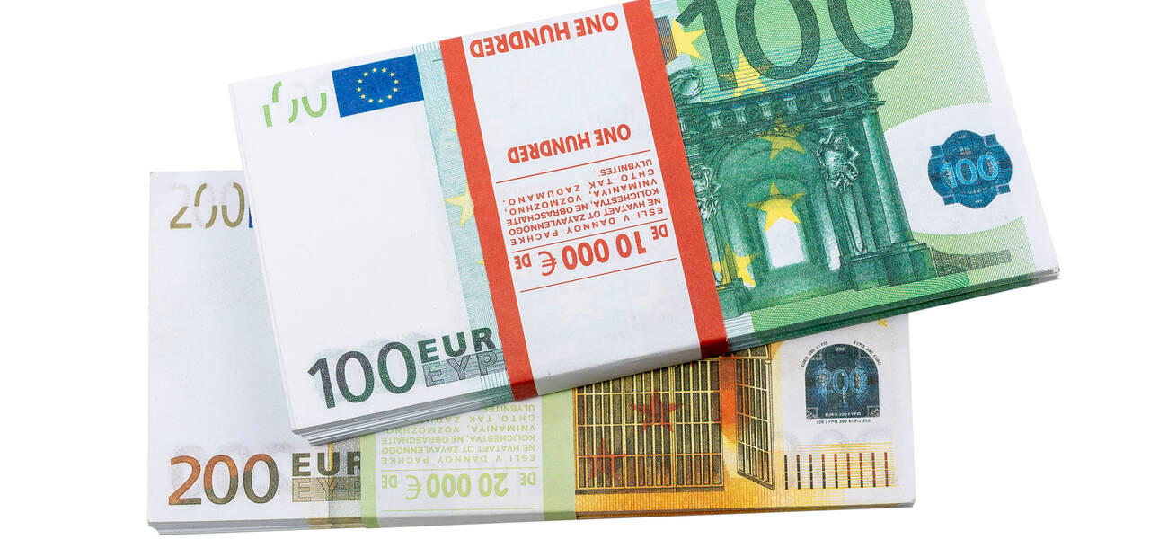 Terseret Dolar AS Yang Pulih EURUSD Di Bawah 0.9750 